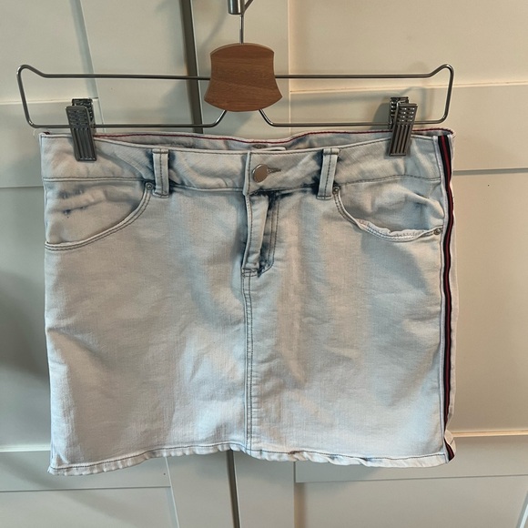 Calvin Klein Girls Skirt! - Picture 1 of 4